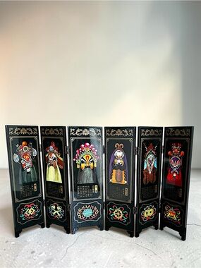 Traditional Chinese Mini Folding Screen Double Sided Beijing Opera Masks Art